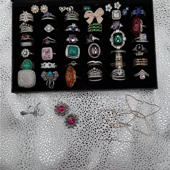 Jewelry - Jewelry Set